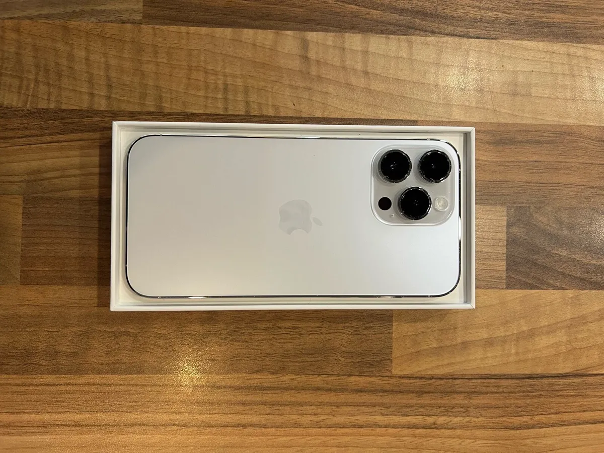 iPhone 14 Pro Max - Image 2