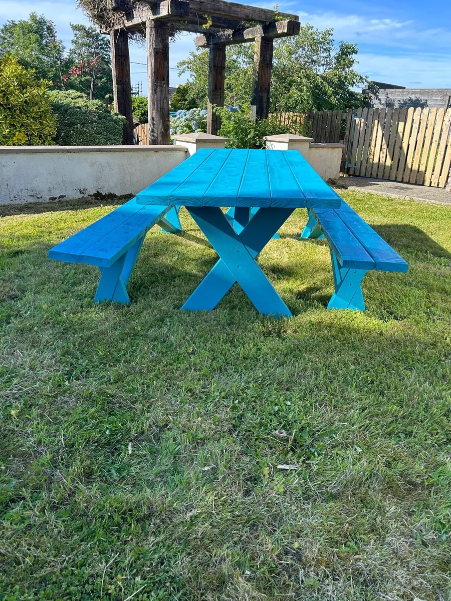 Picnic table - Image 4