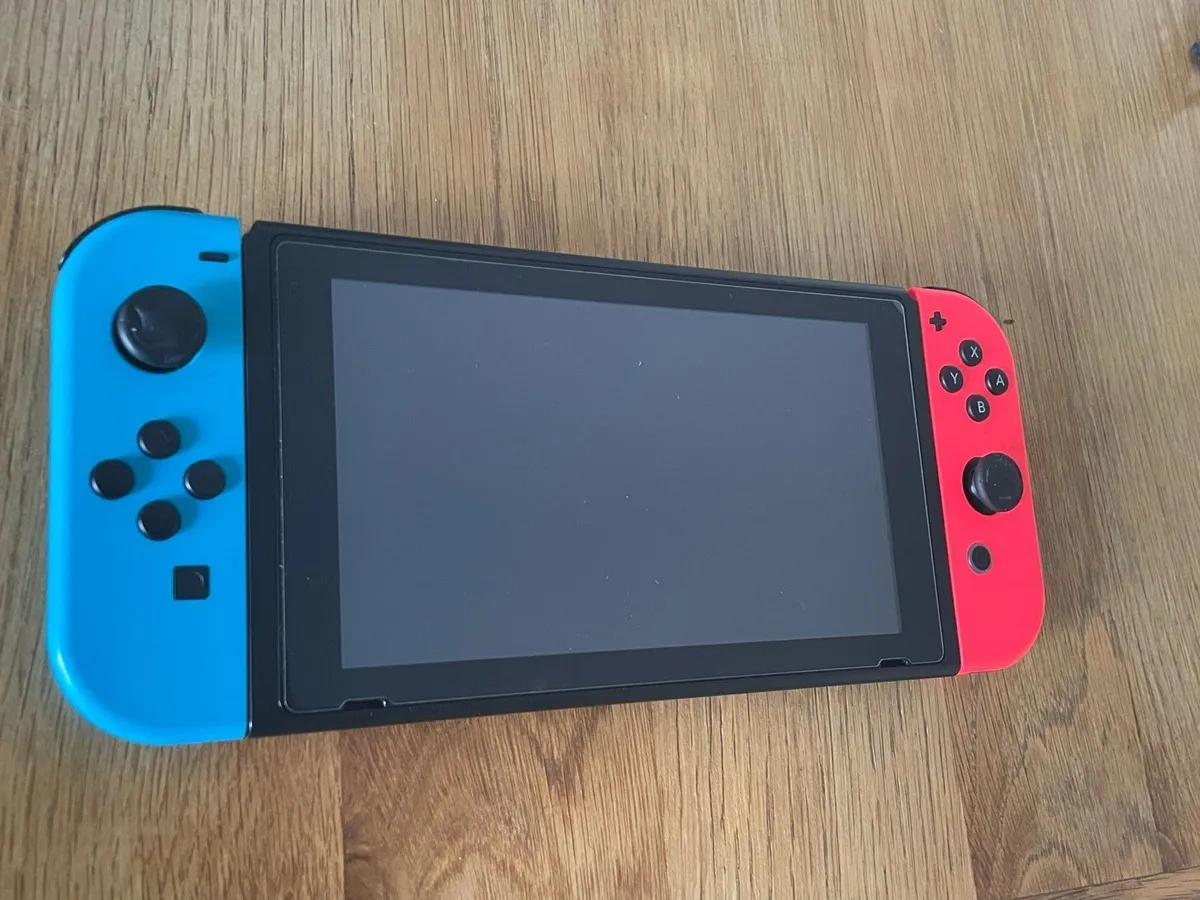 Nintendo Switch - Image 2
