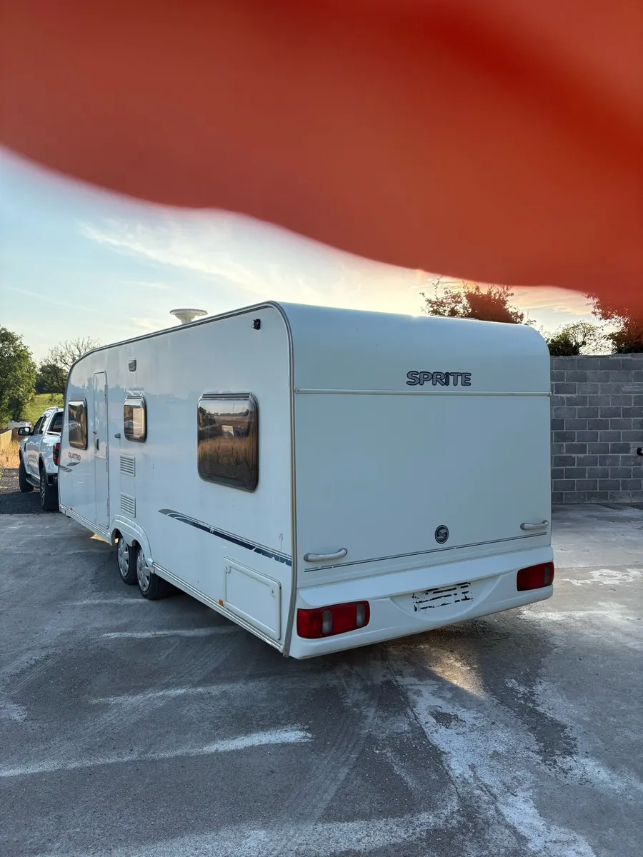 2009 Swift sprite 6 berth fixed bed caravan - Image 4