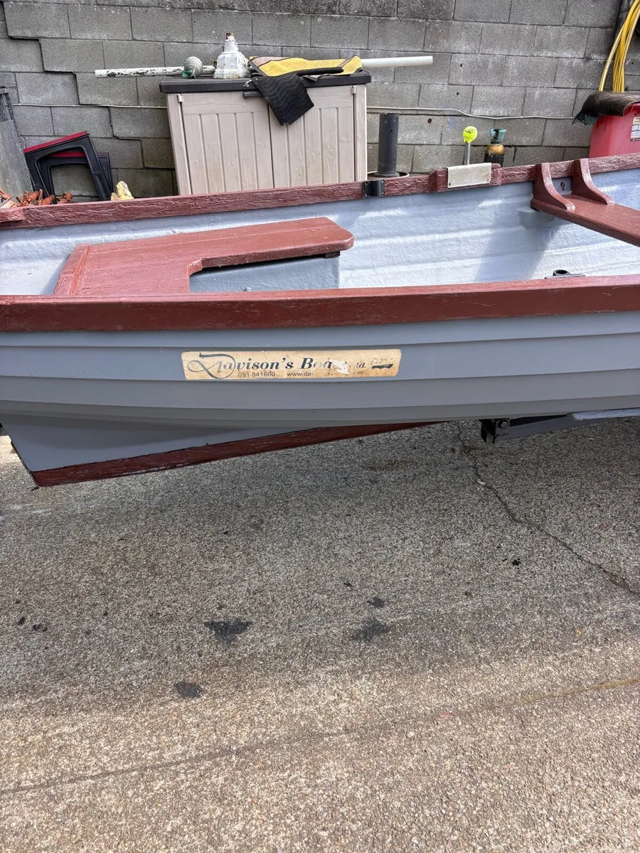 Lake boat - Image 2