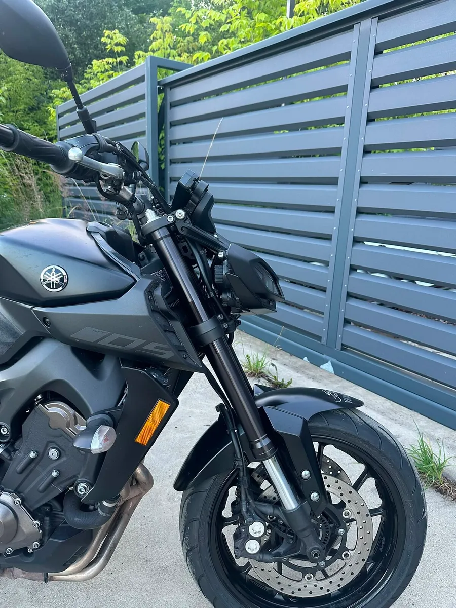 Yamaha mt09 - Image 2
