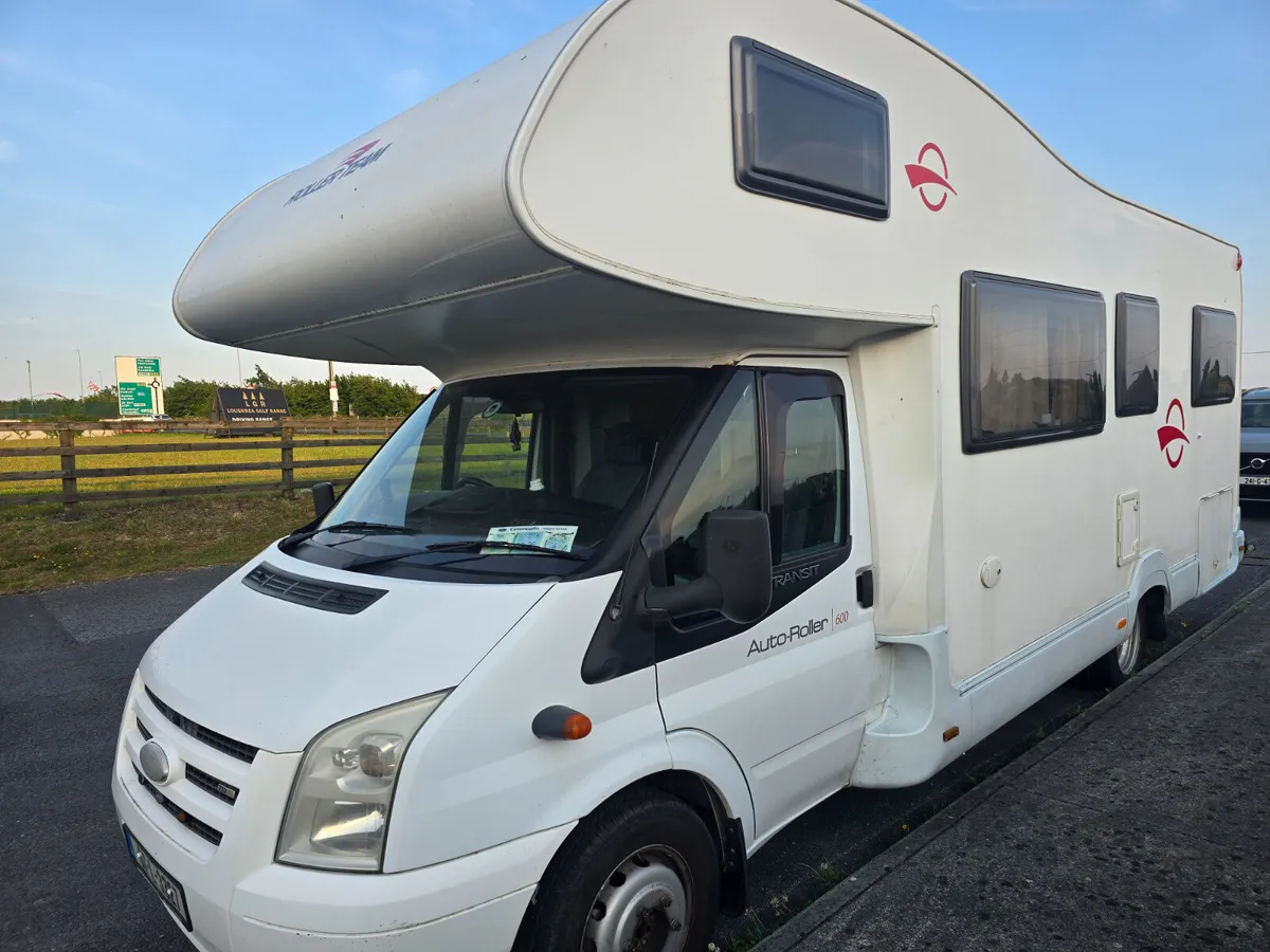 Camper rooler team - Image 1
