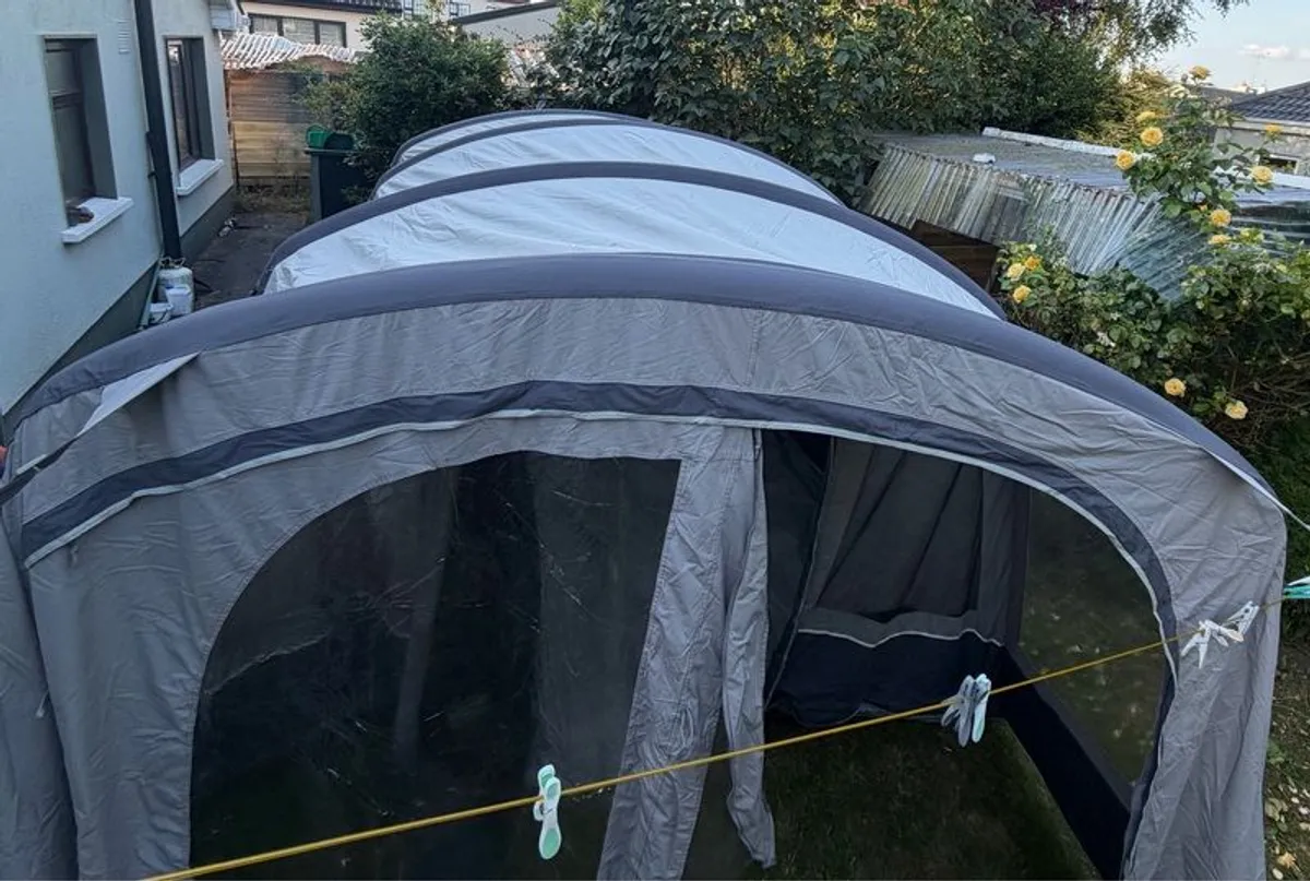 Family tent - Image 4