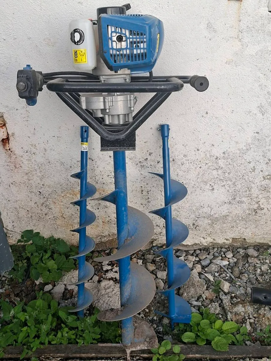 Auger - Image 1