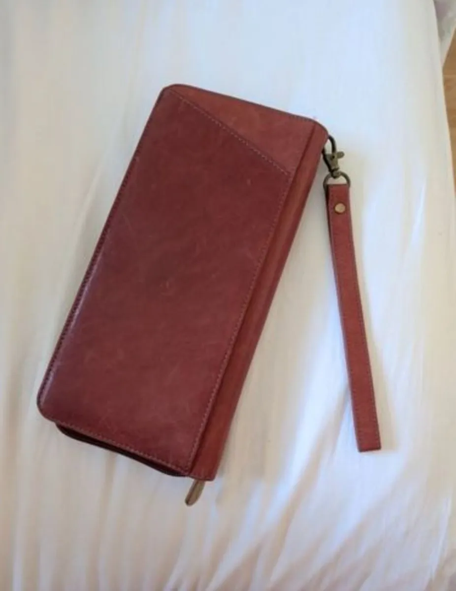 Premium Visconti Real Leather Travel Wallet - Image 1