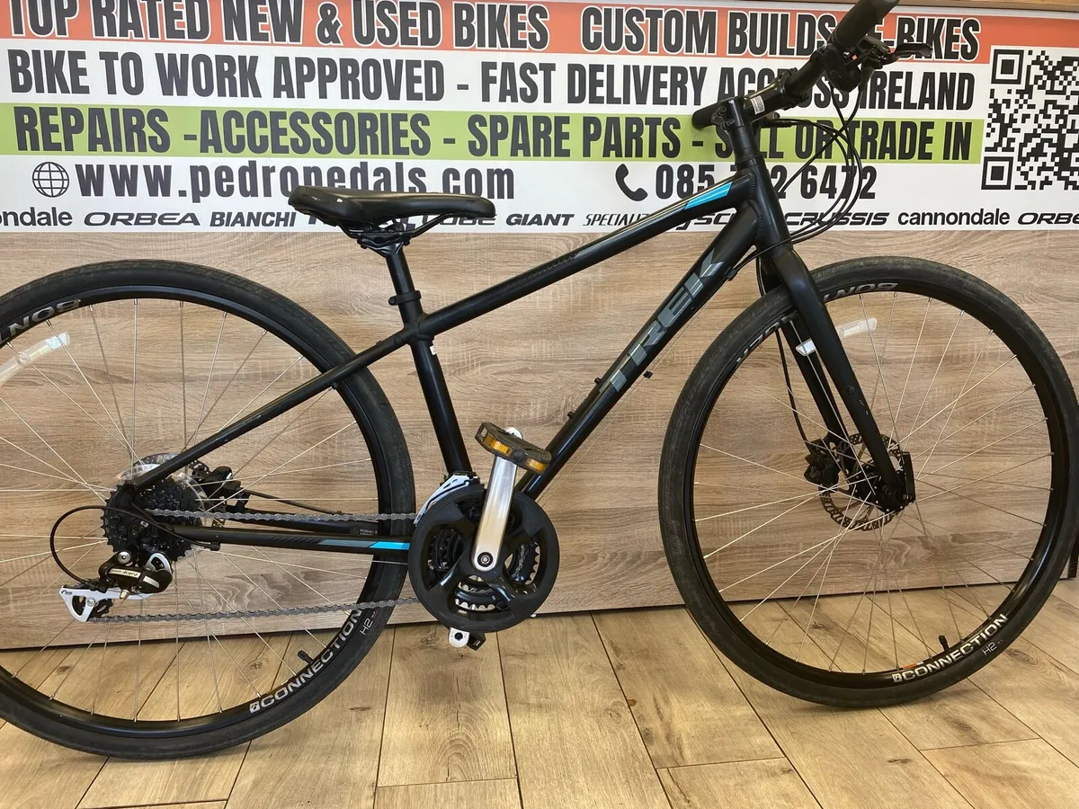 Trek FX2  (excellent condition) - Image 2