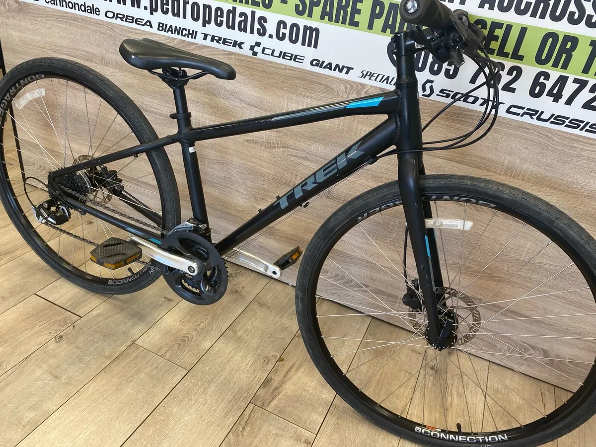 Trek FX2  (excellent condition) - Image 3