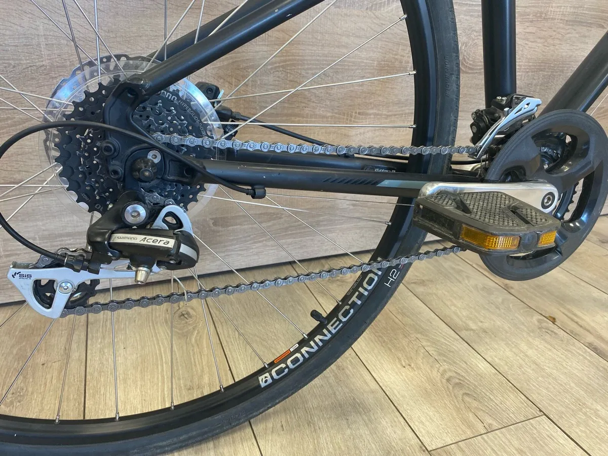 Trek FX2  (excellent condition) - Image 4