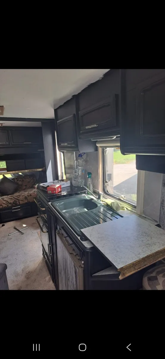 Carvan for sale - Image 4