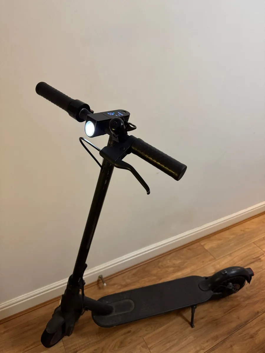 Xiaomi Mi Electric Scooter Pro 2 Great Condition - Image 1