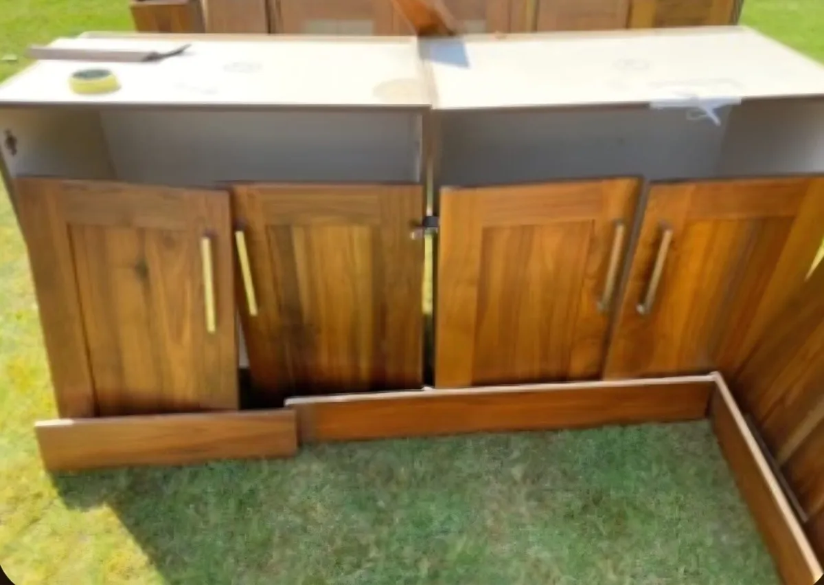 Kitchen units - Image 4