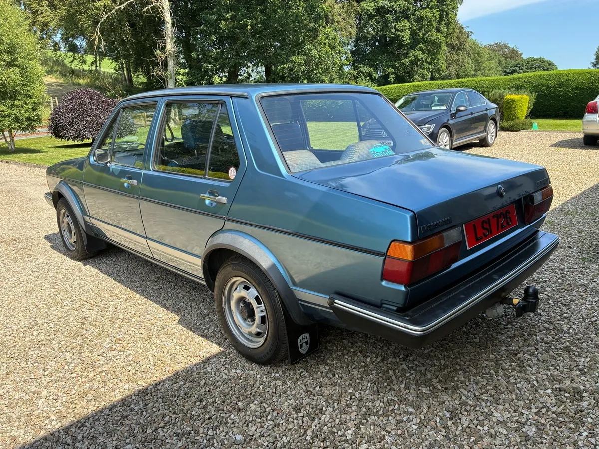 VW Jetta - Image 2