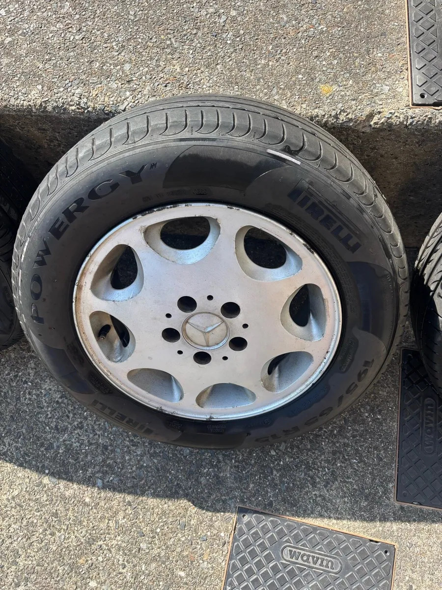 Alloy wheels - Image 1