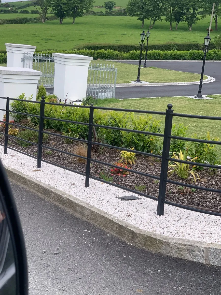 Railings - Image 3