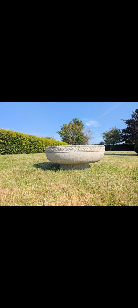 Flower planters - Image 2