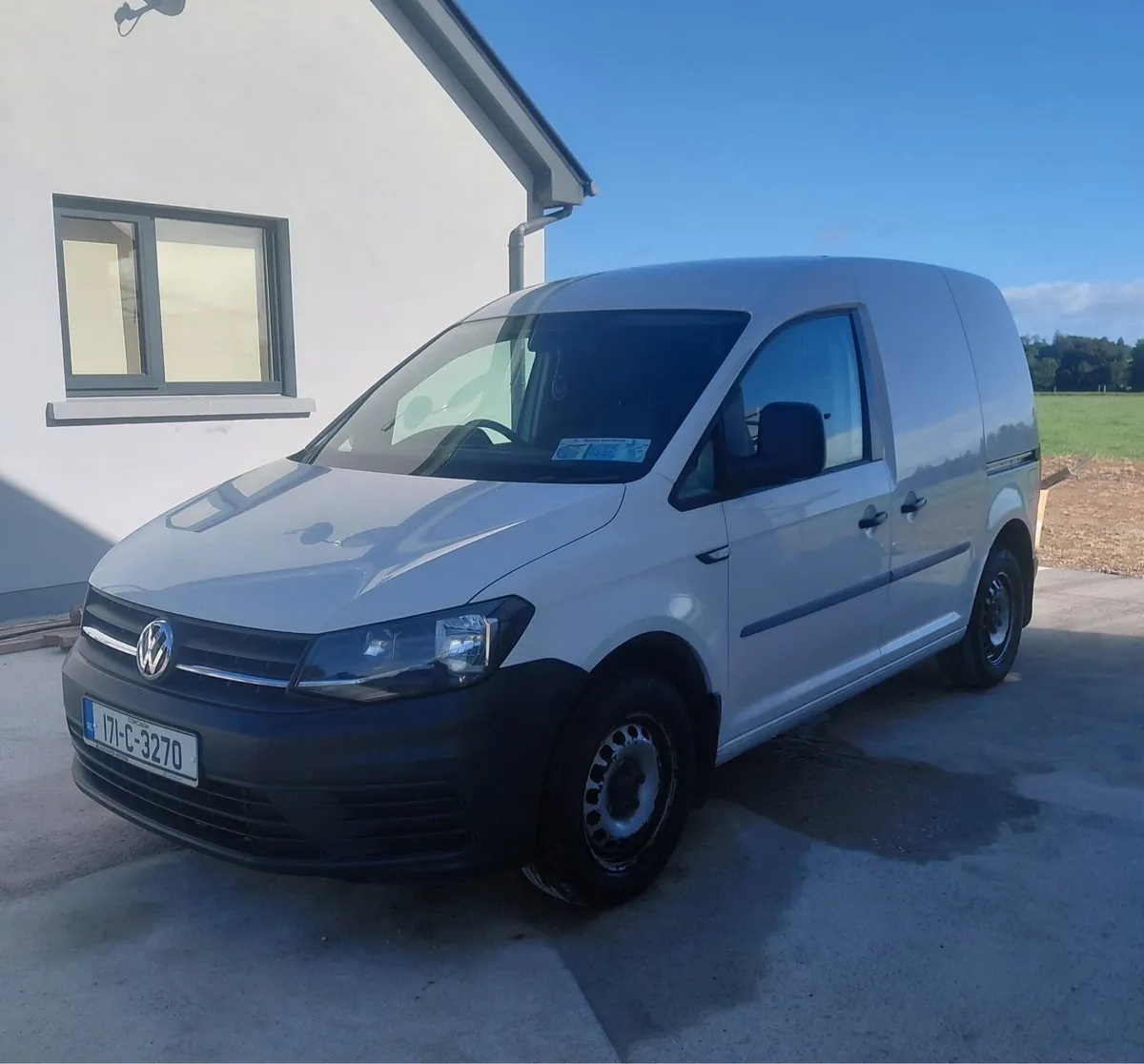 171 Volkswagen Caddy 1.6 TDI | 127,000 km - Image 2
