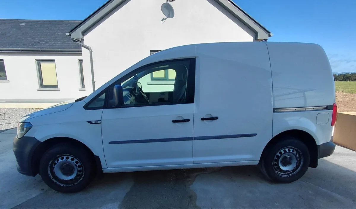 171 Volkswagen Caddy 1.6 TDI | 127,000 km - Image 3