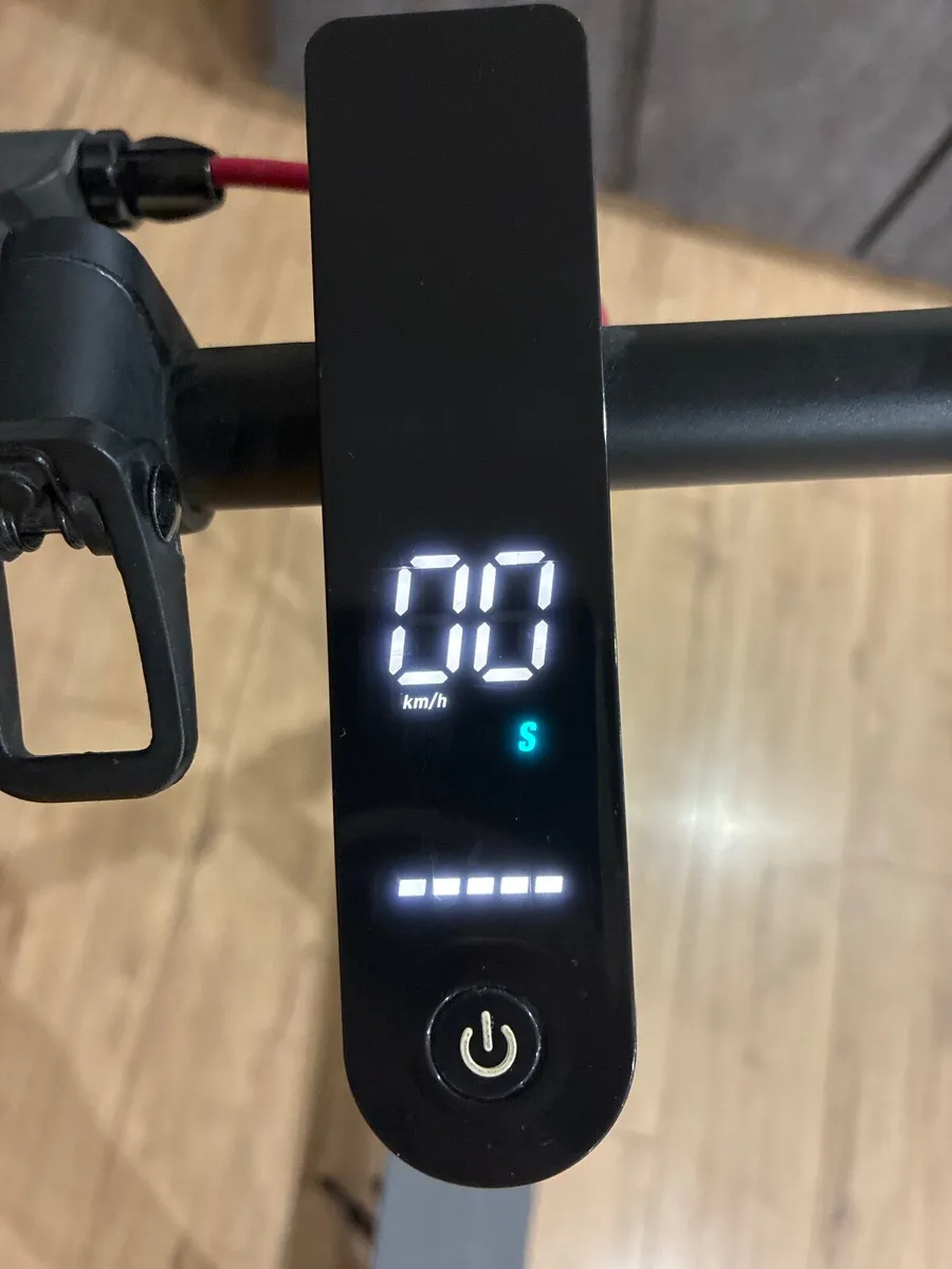 Electric scooter - Image 4