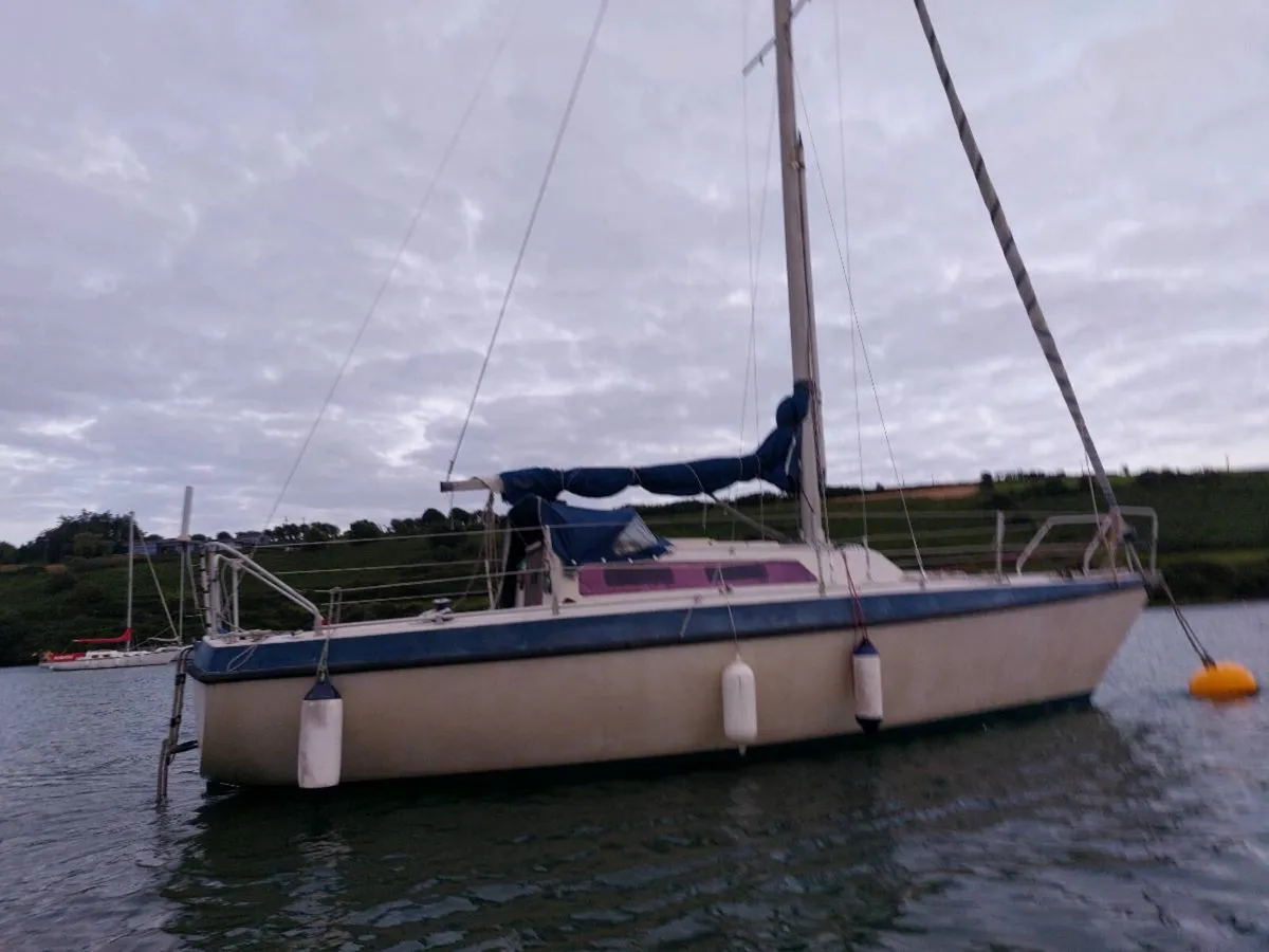Sail boat - Image 4