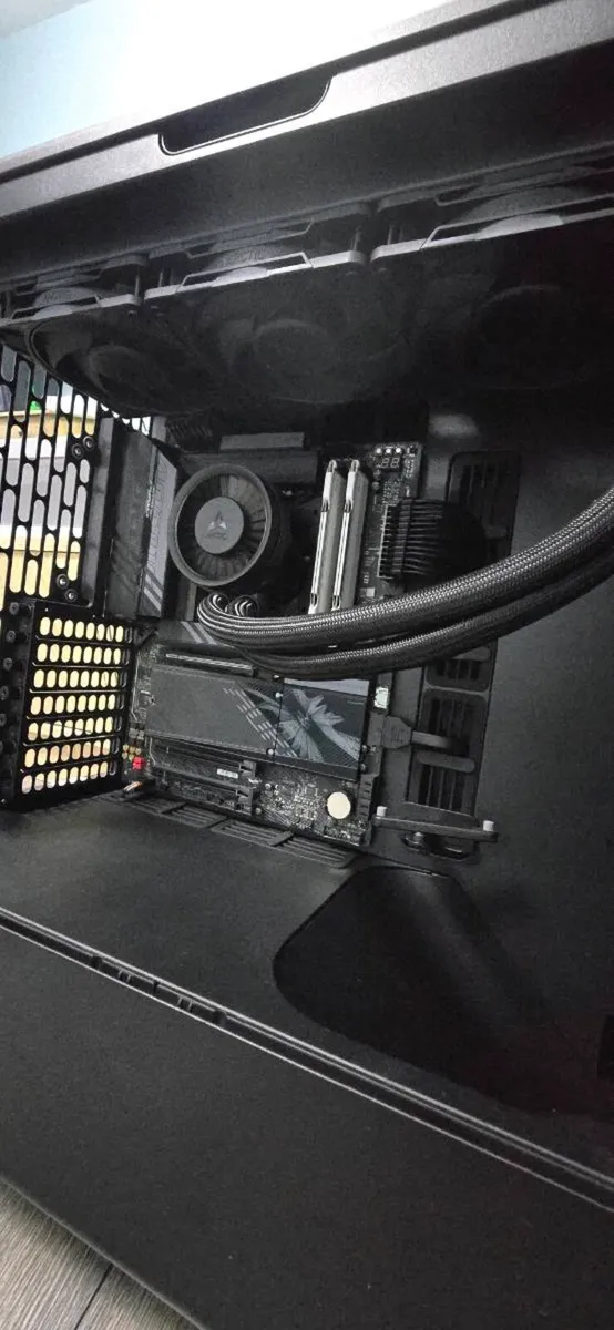 Productivity/Gamig 4K Beast PC - Image 3