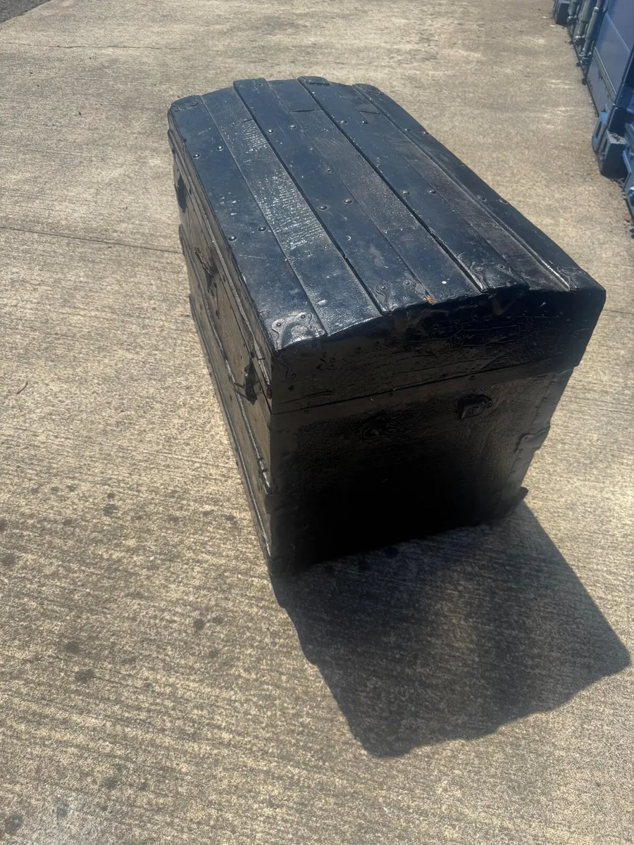 Trunk - Image 2