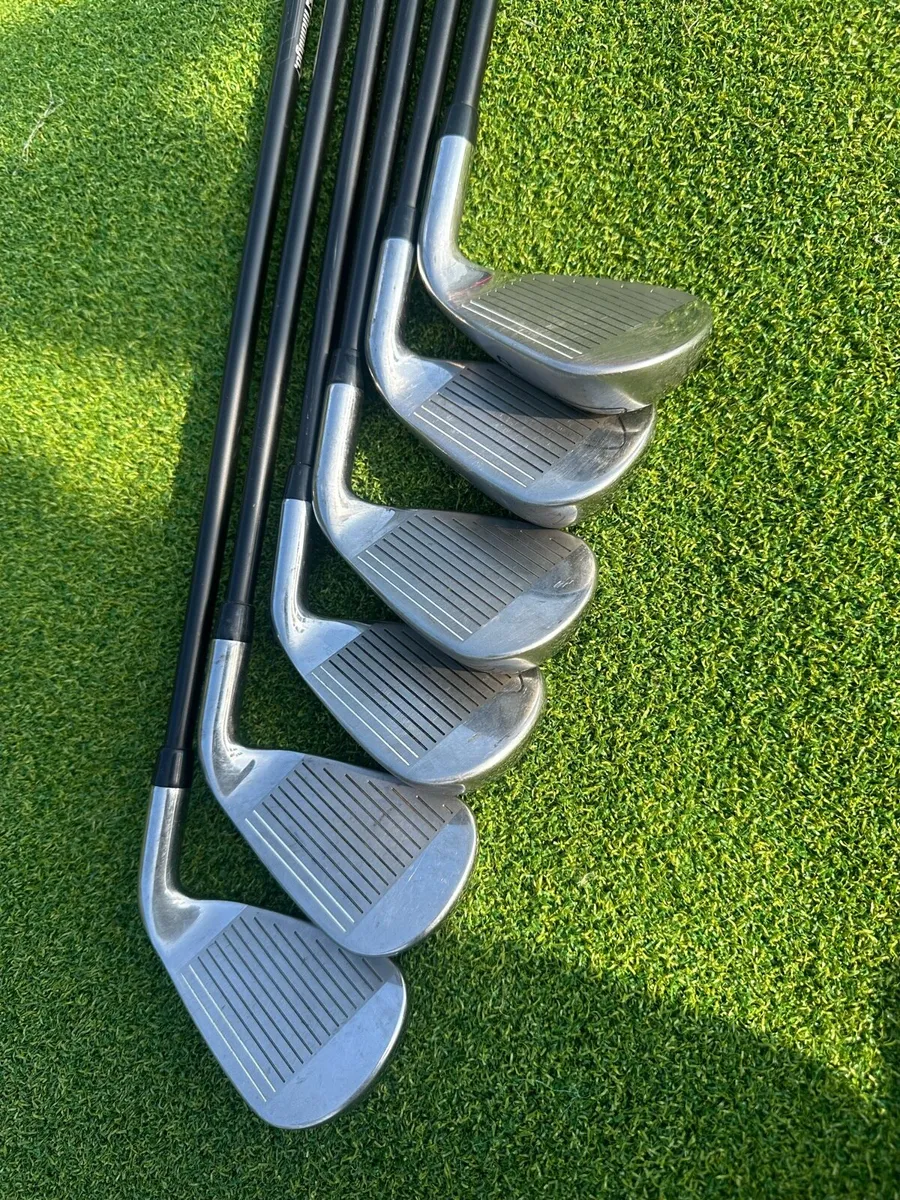 Left hand Callaway Mavrik irons - Image 2