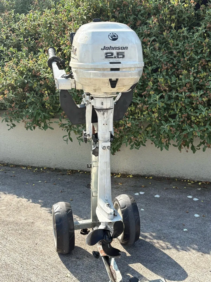 Johnson 2.5hp outboard - Image 3