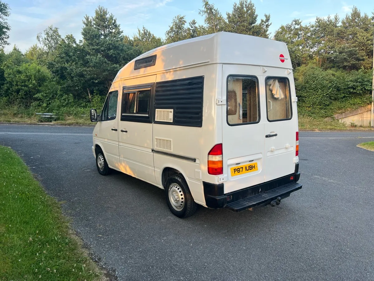 Motorhome - Image 4