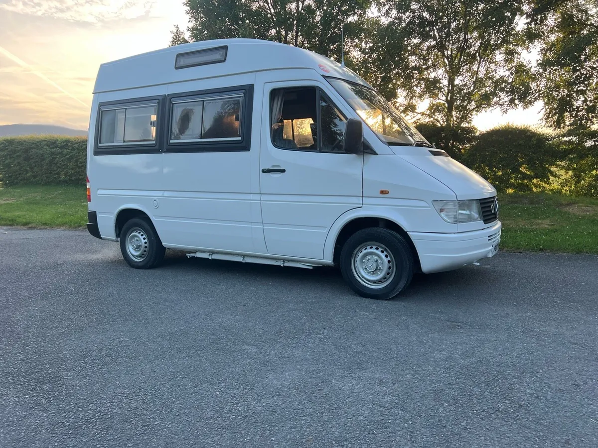 Motorhome - Image 2