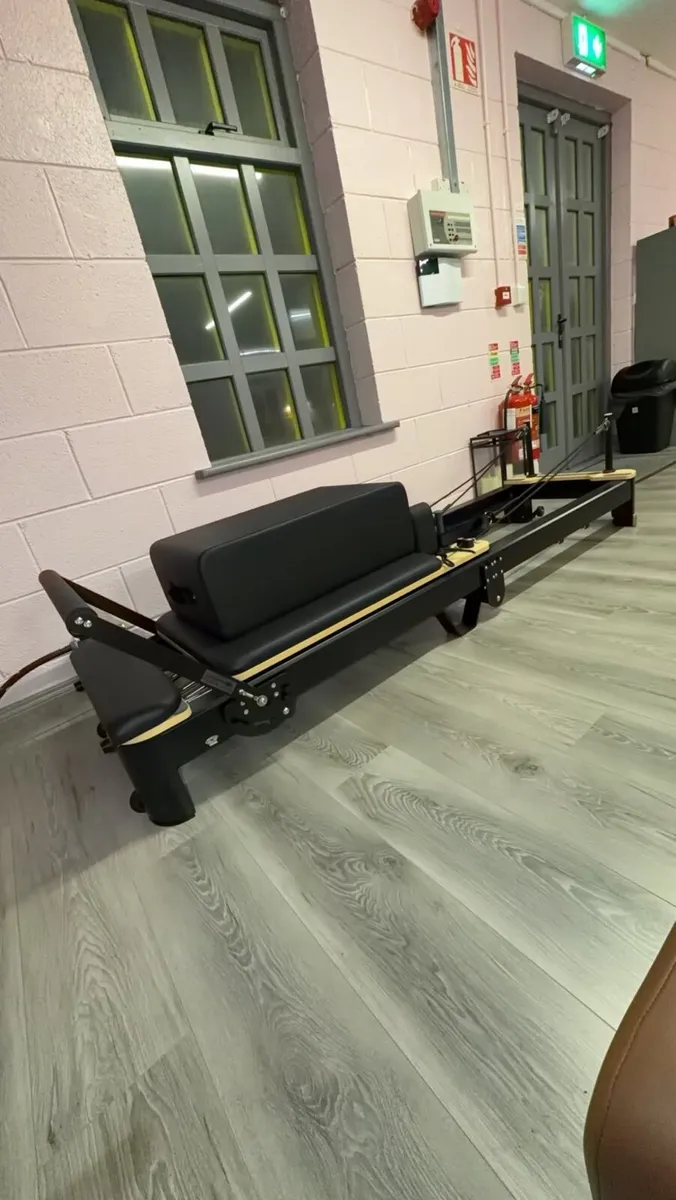 Reformer Pilates Machine - Image 2