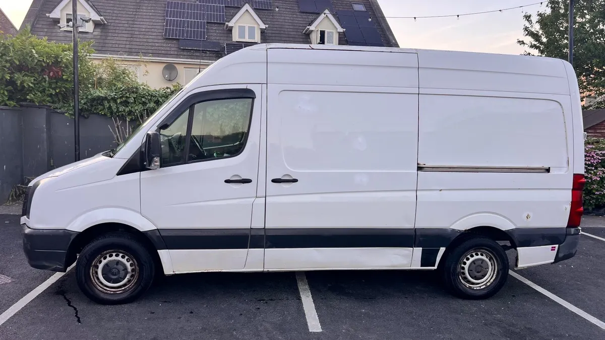 Volkswagen Crafter Van 2012 (overheating) - Image 4