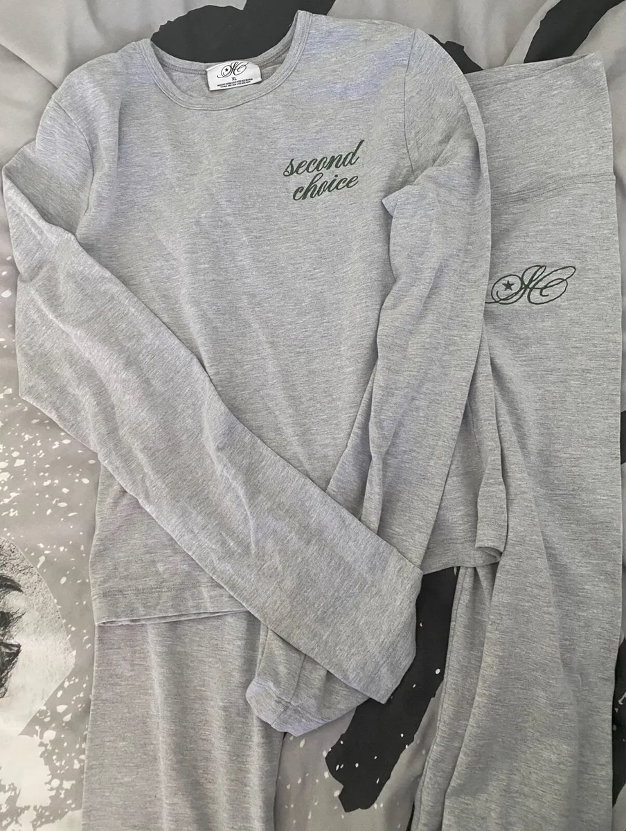 Second Choice Yoga Set - Image 1