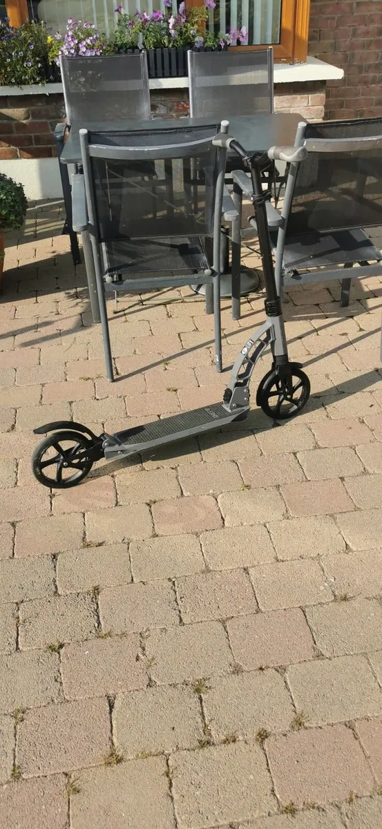 Scooter - Image 1