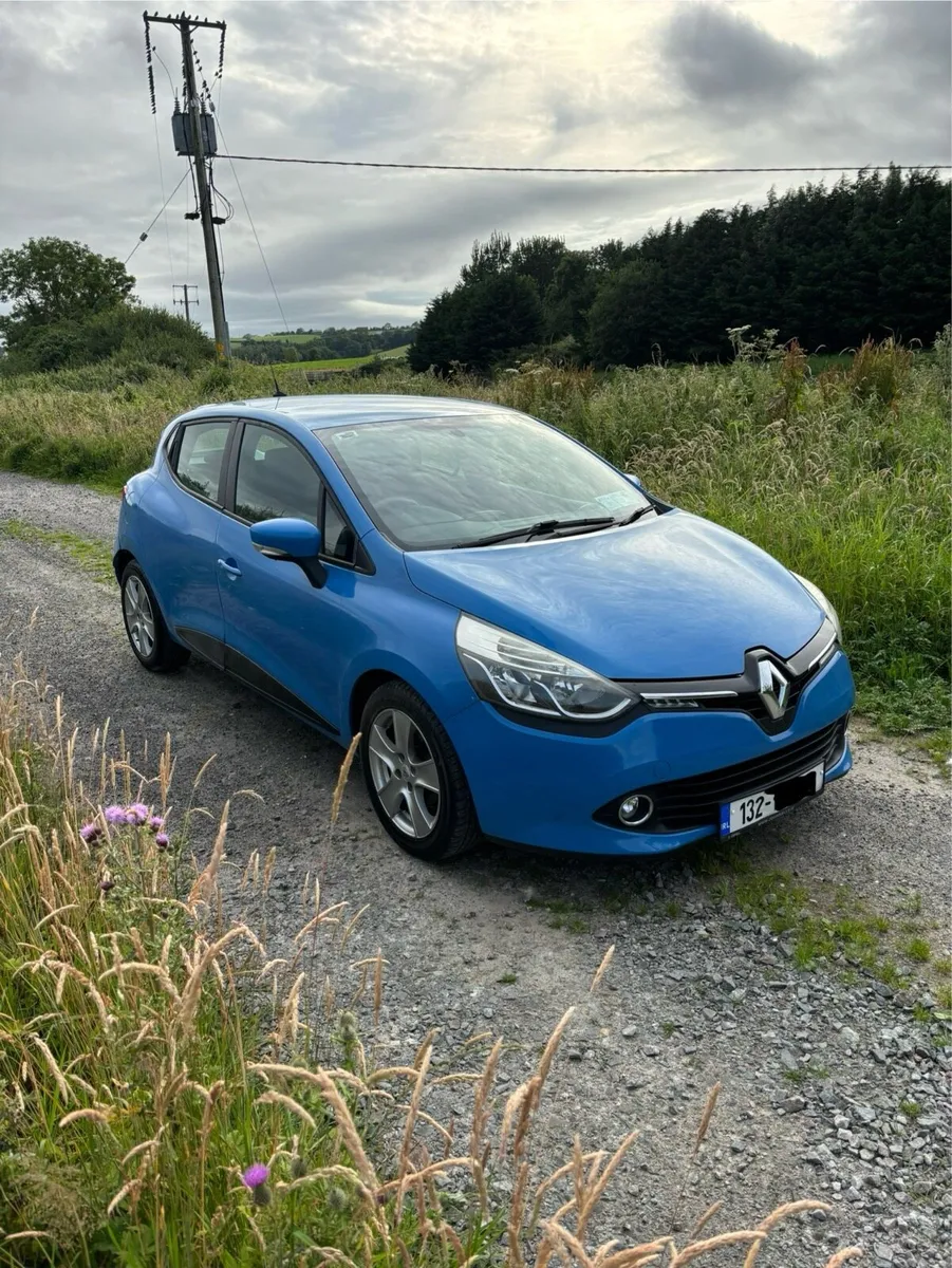 2013 Renault Clio - Image 2