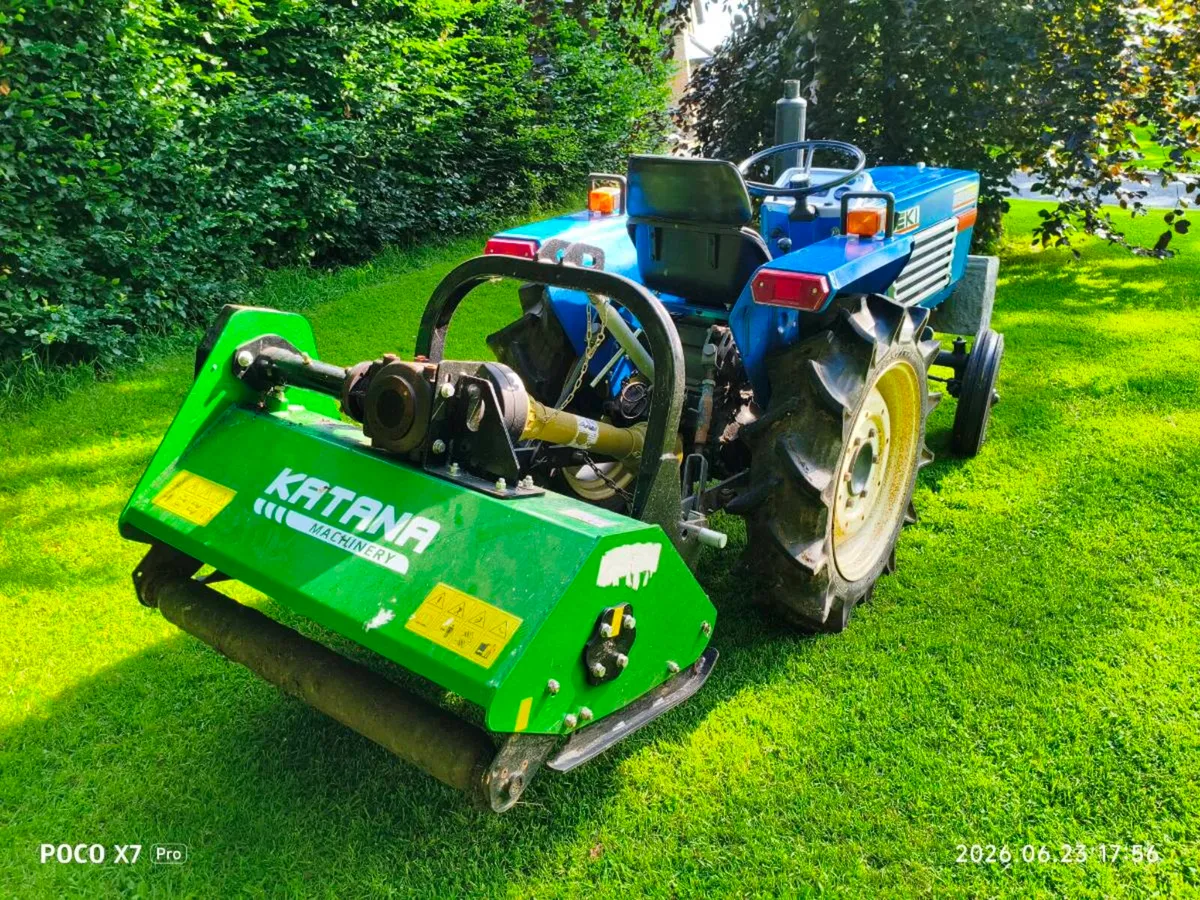 Iseki TU1700 Compact Tractor & Flail Mower - Image 4