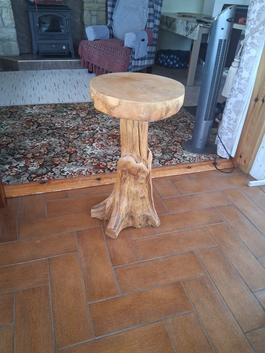Side table - Image 1