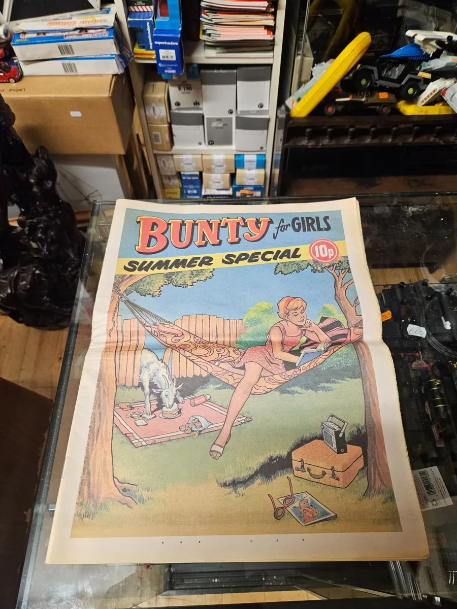 Vintage Bunty Comic
