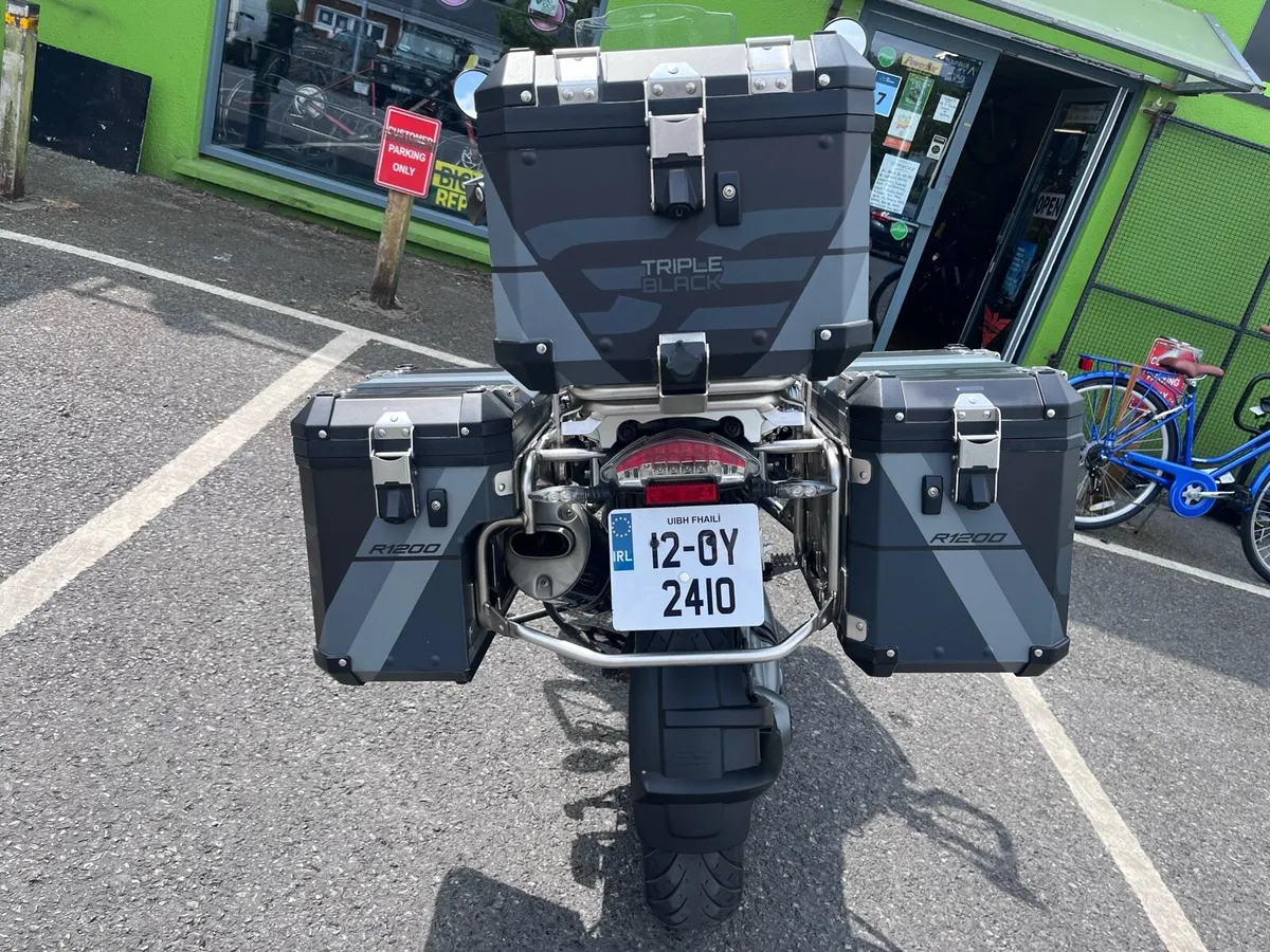BMW GS 1200 Triple Black - Image 3