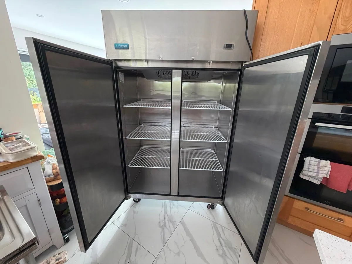 Commercial double fridge - Image 4