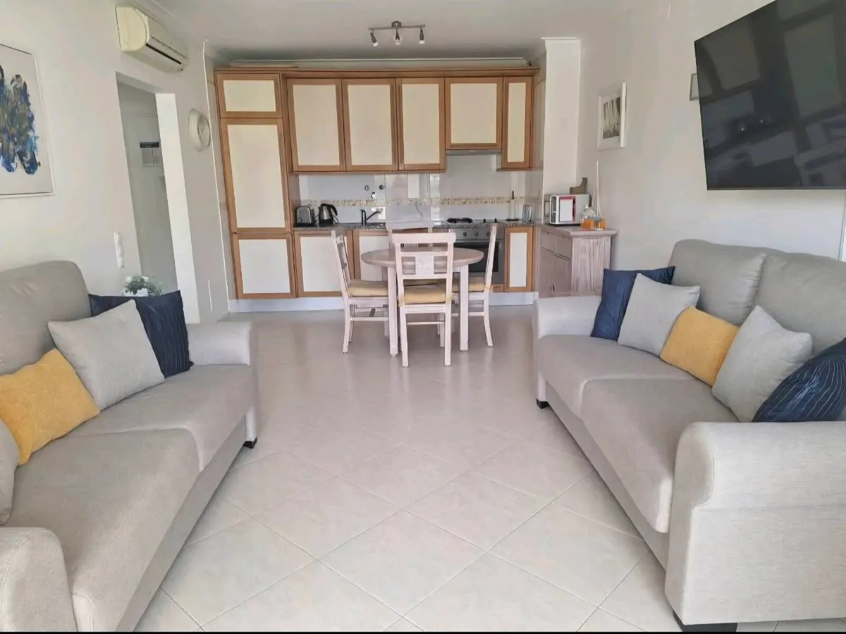 1 bedroom apartment in Alvor - Image 3