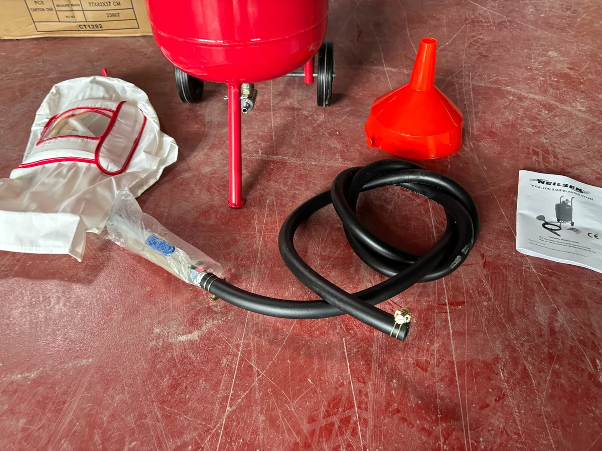 New/Unused Sand Blaster - Image 4