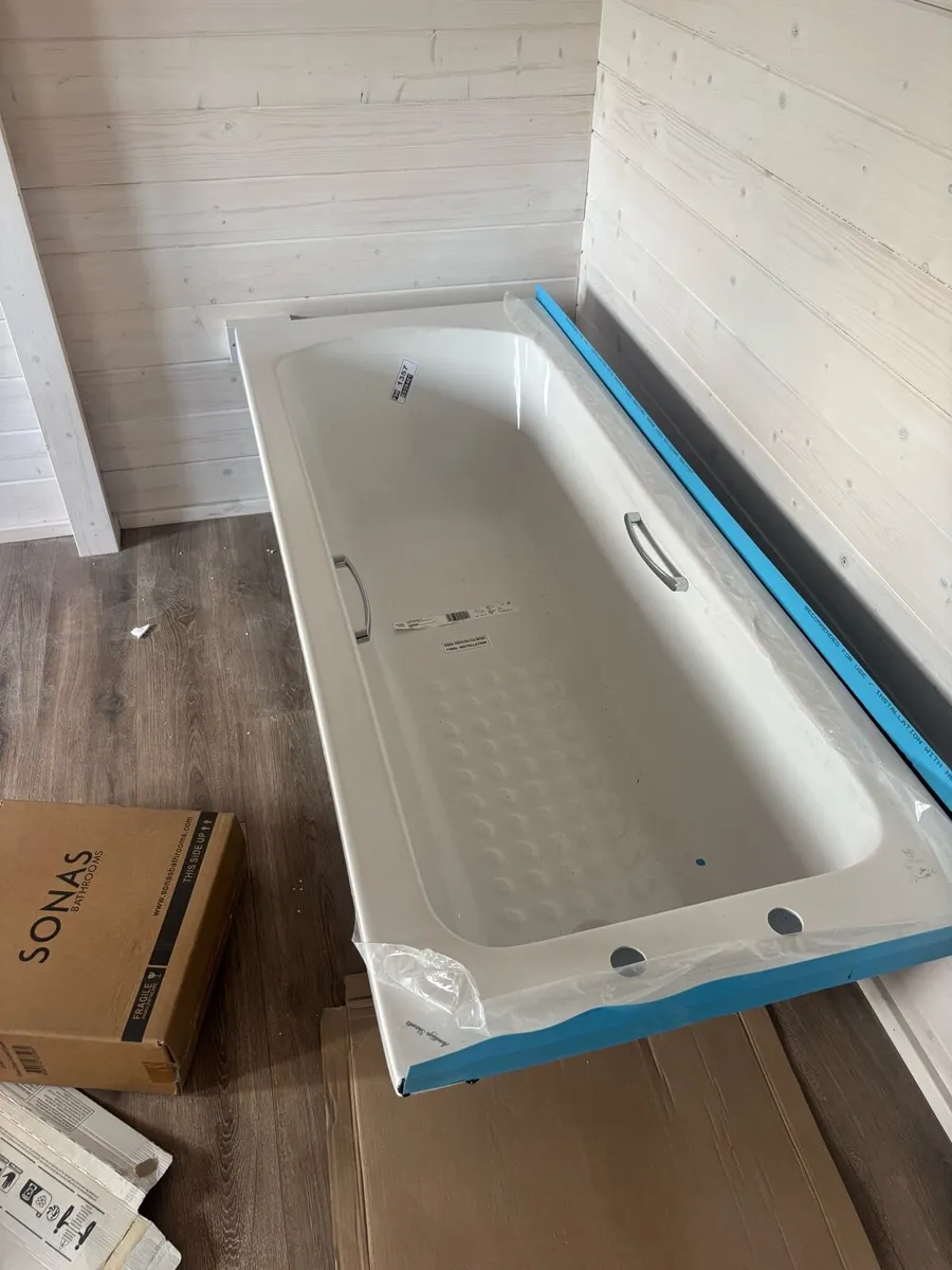 Bath - Image 2