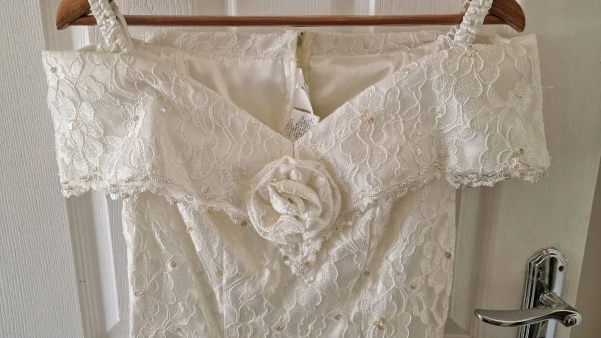 *Rare 1980s Vintage Wedding Dress* Mori Lee Design - Image 2