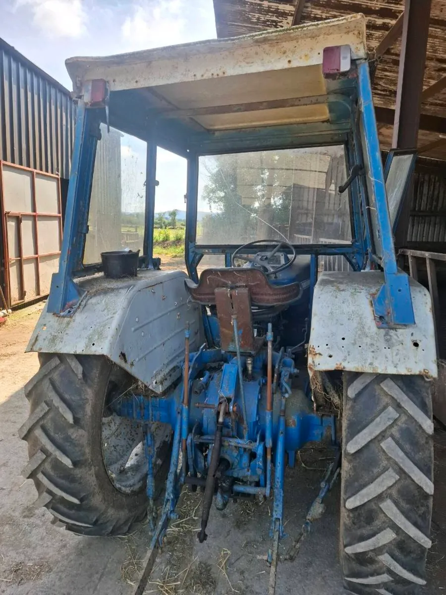 Cab for tractor - Image 4