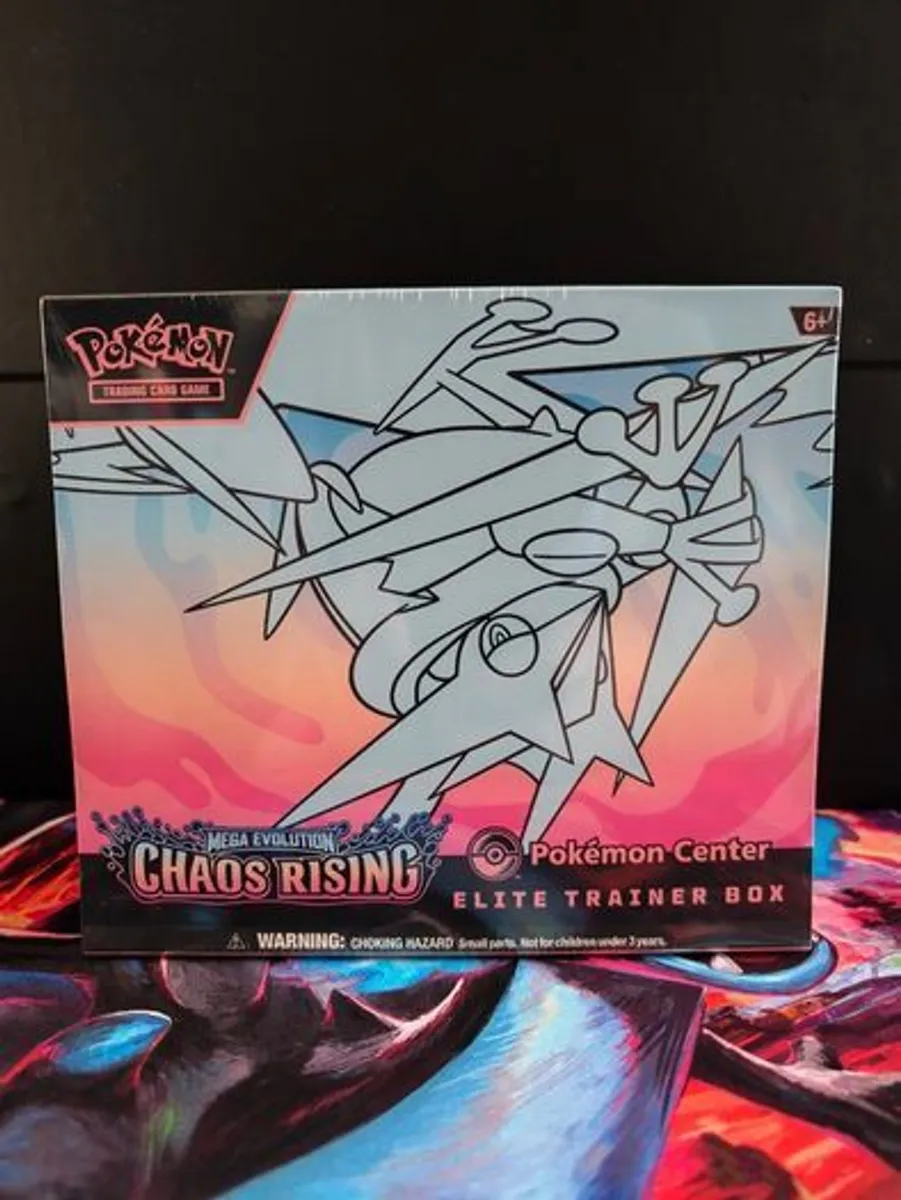 Pokemon Center Chaos Rsing ETB Sealed - Image 1