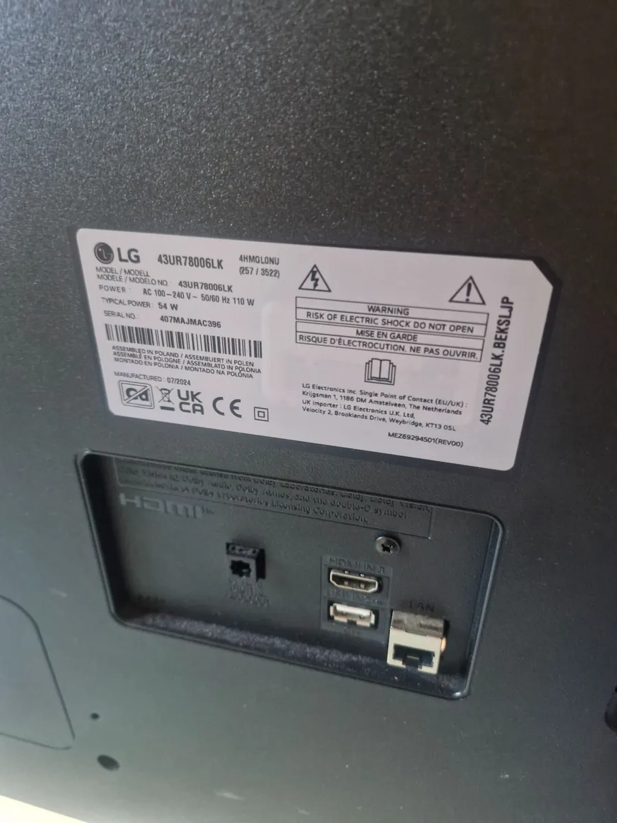 LG 43IN SMART TV - Image 2
