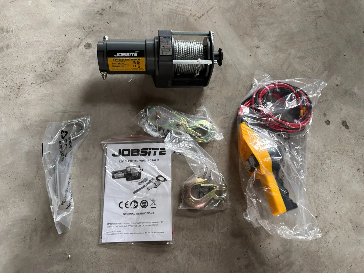 JOBSITE 2000lb 12 volt REVERSIBLE WINCH - Image 1