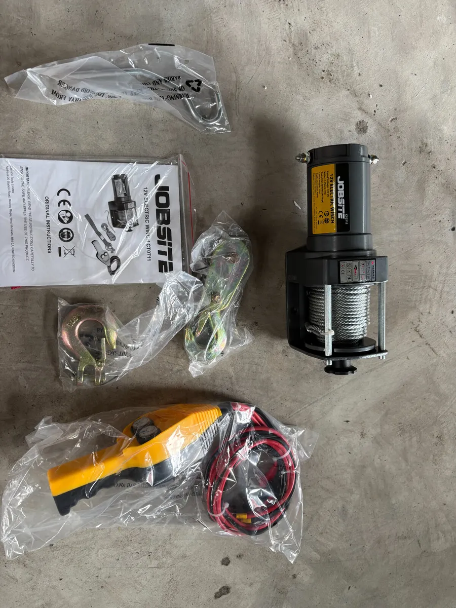 JOBSITE 2000lb 12 volt REVERSIBLE WINCH - Image 2