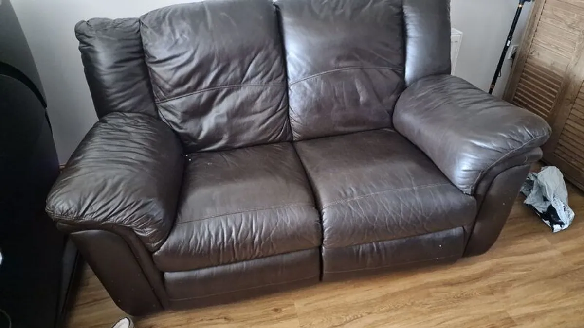 leather - Image 2